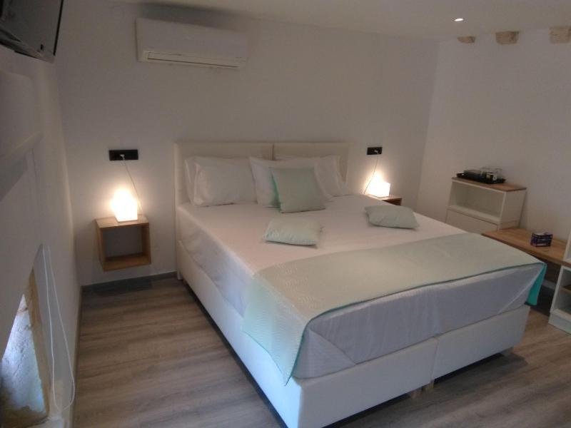 Antica Canea Luxury Rooms Chania  Exteriör bild