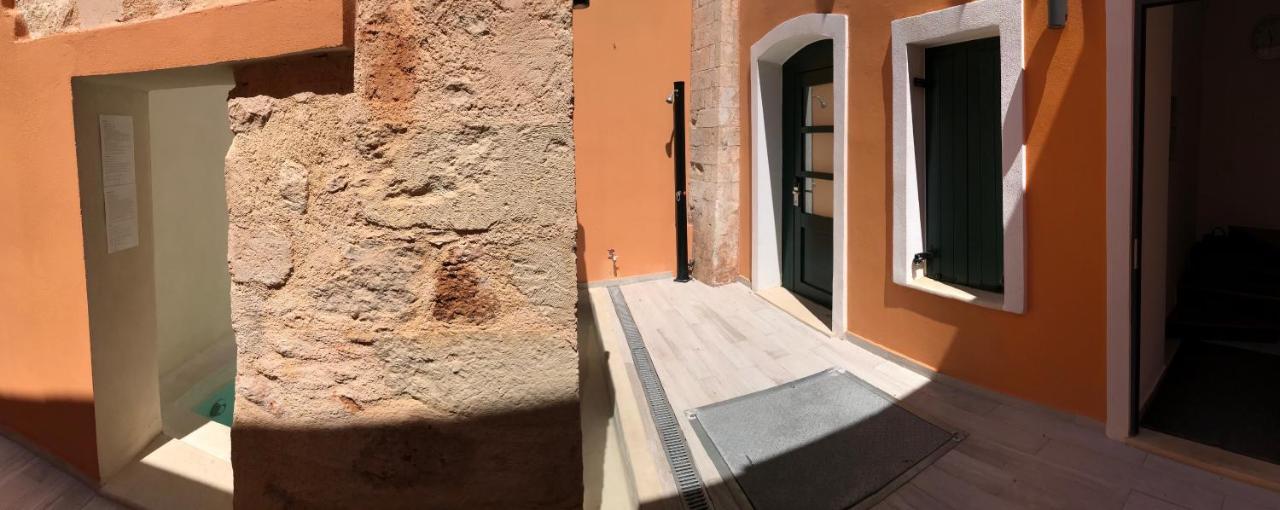 Antica Canea Luxury Rooms Chania  Exteriör bild